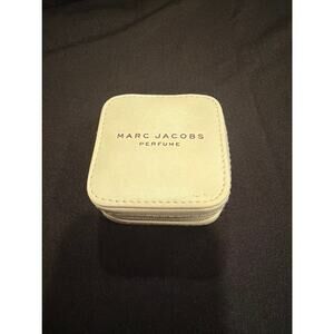 Marc Jacobs Solid Perfume Mirrored Compact in a White Zippered Case - Vintage